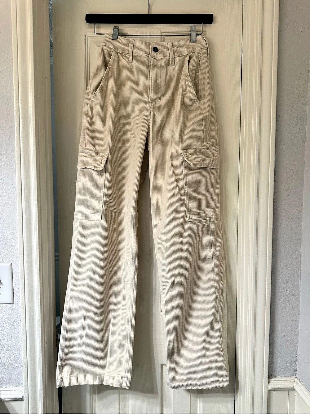 Hollister Ultra High-Rise Baggy Pants Cream Striped Waist 25